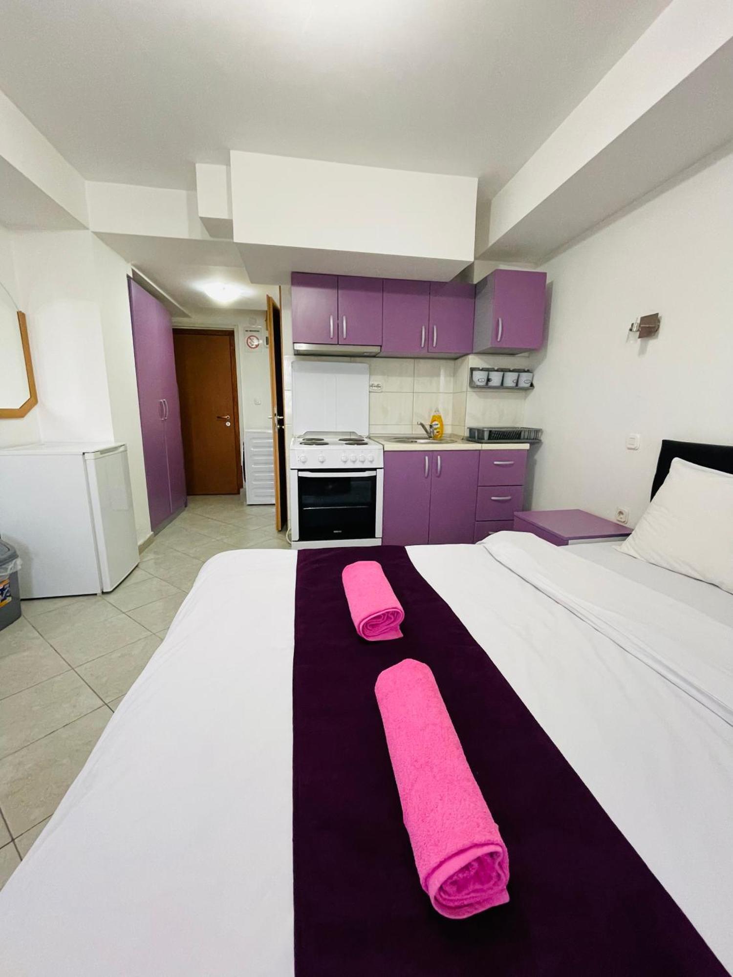 Front Beach Exclusive Apartments สตรูกา ภายนอก รูปภาพ
